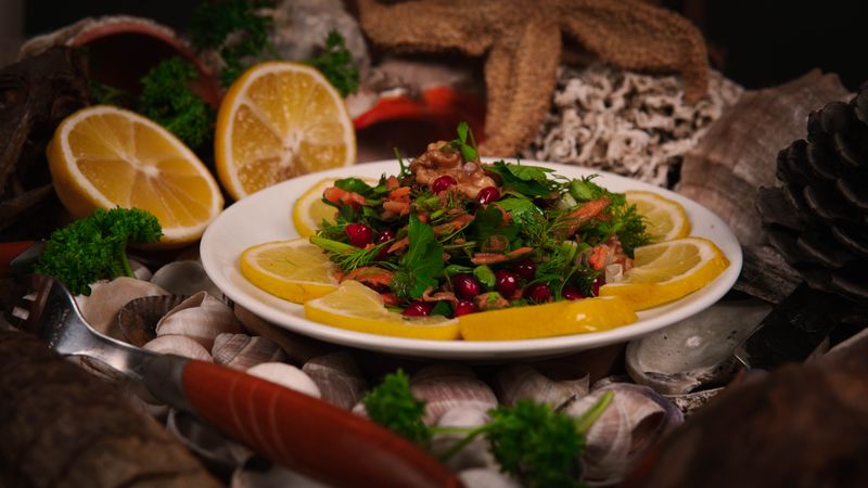 House salad with lemon vinaigrette
